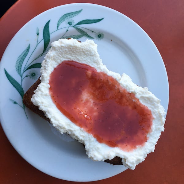 sqirl ricotta toast