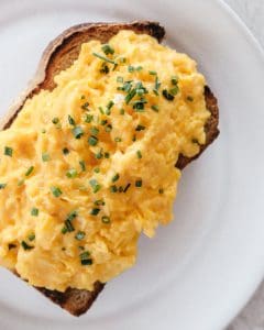 cheesy eggs on toast