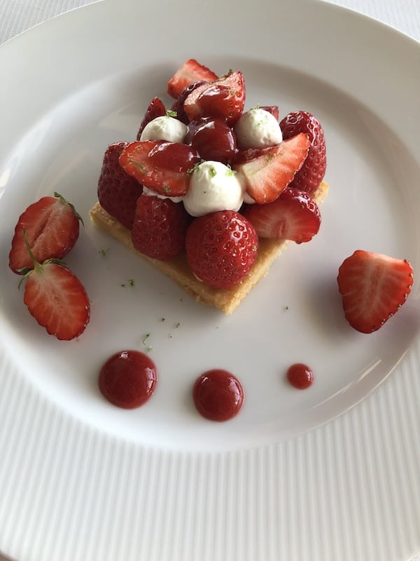 Strawberry_Dessert_Le_Grill