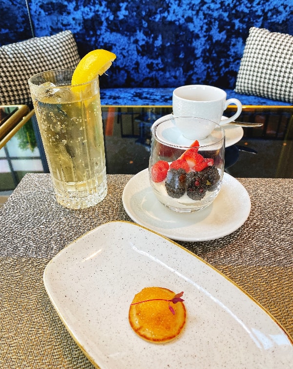 High Tea and High Balls Le Meridien