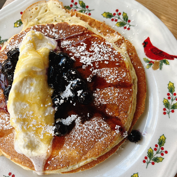 Lemon-Ricotta-Pancakes-Lady-Byrd-Cafe