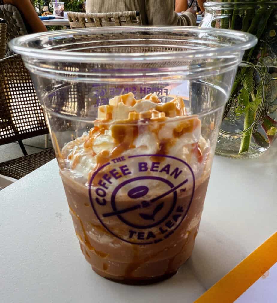 The Coffee Bean & Tea Leaf CaraMocha Ice Blended®