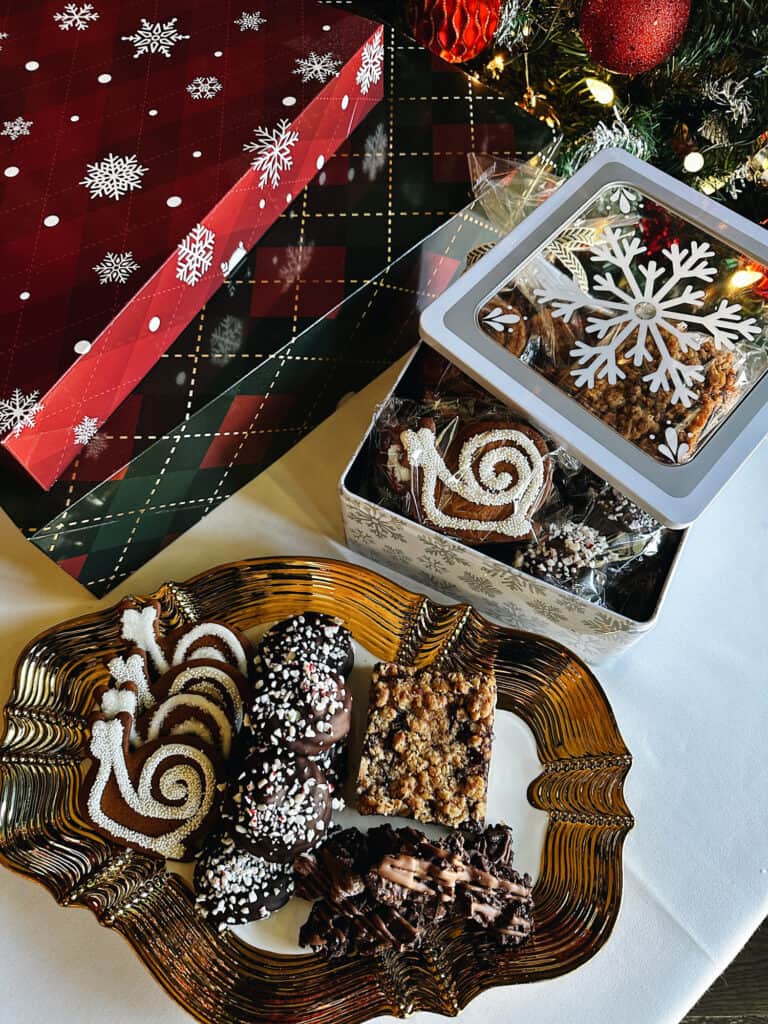 Holiday Cookie Tin