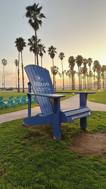 Hilton Santa Barbara Extra Large Chair